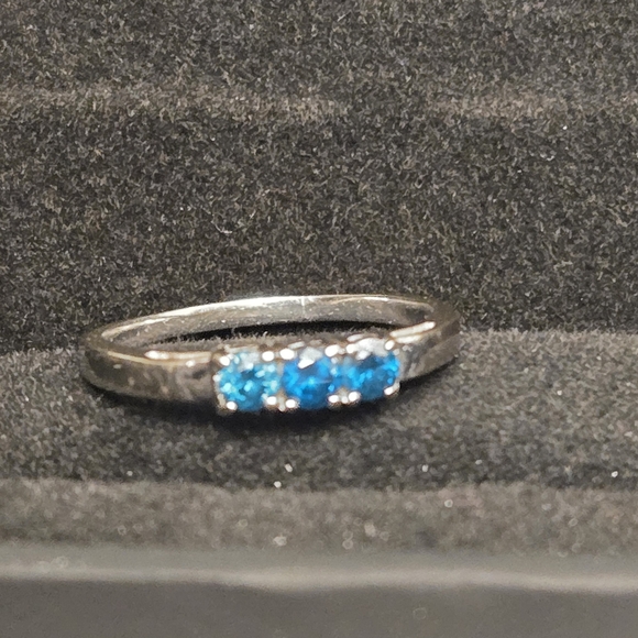 Jewelry - , 10k Diamond Ring